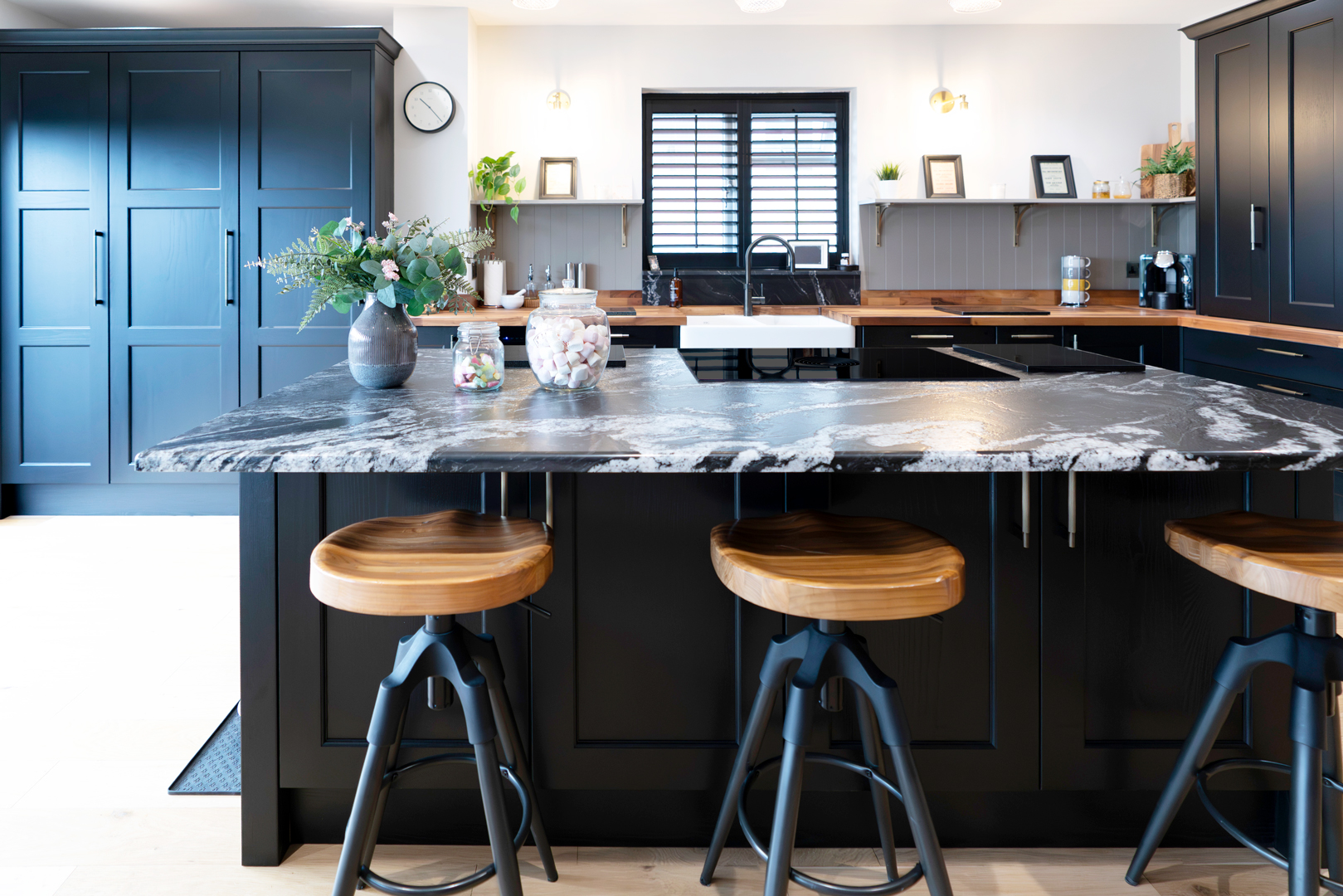 Granite Breakfast Island